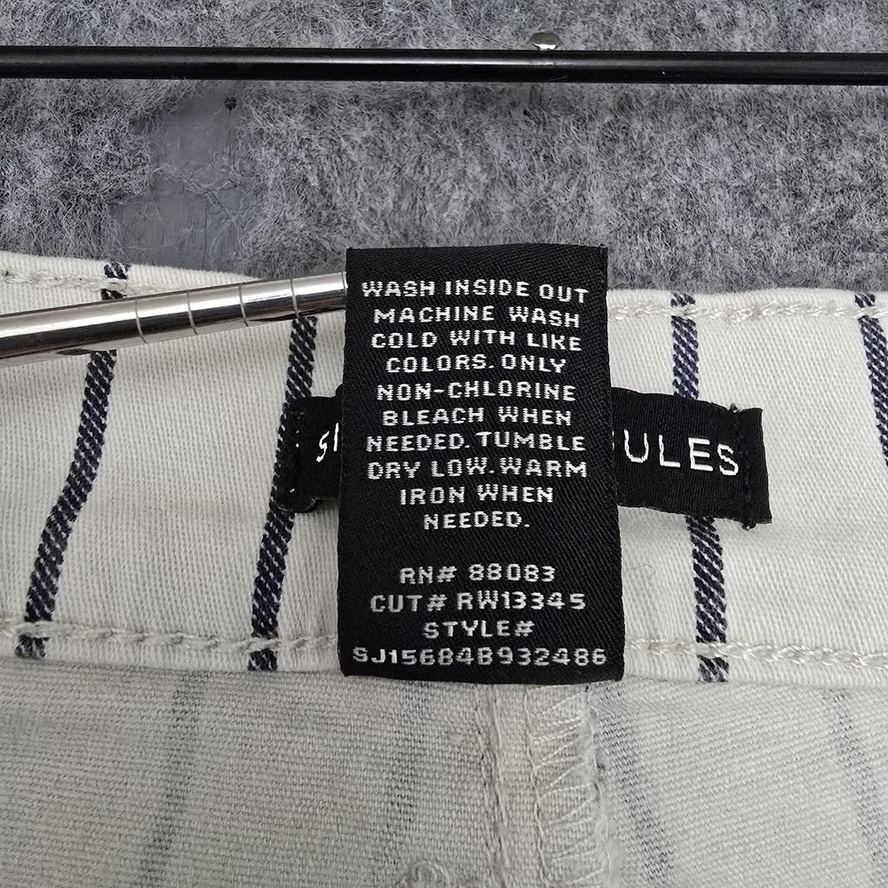 Sincerely Jules Shorts Juniors 11/30‎ Cream Navy Striped Button Front Chino - Picture 4 of 10